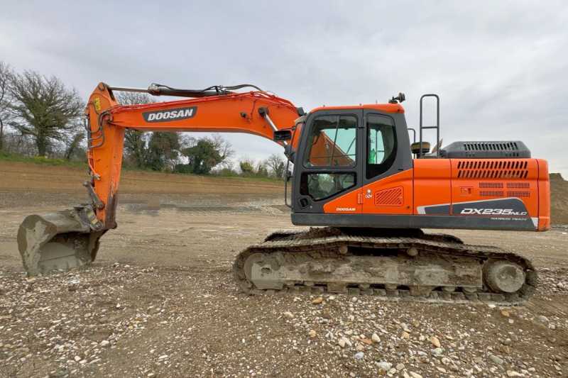 OmecoHub - Immagine DOOSAN DX235NLC-5